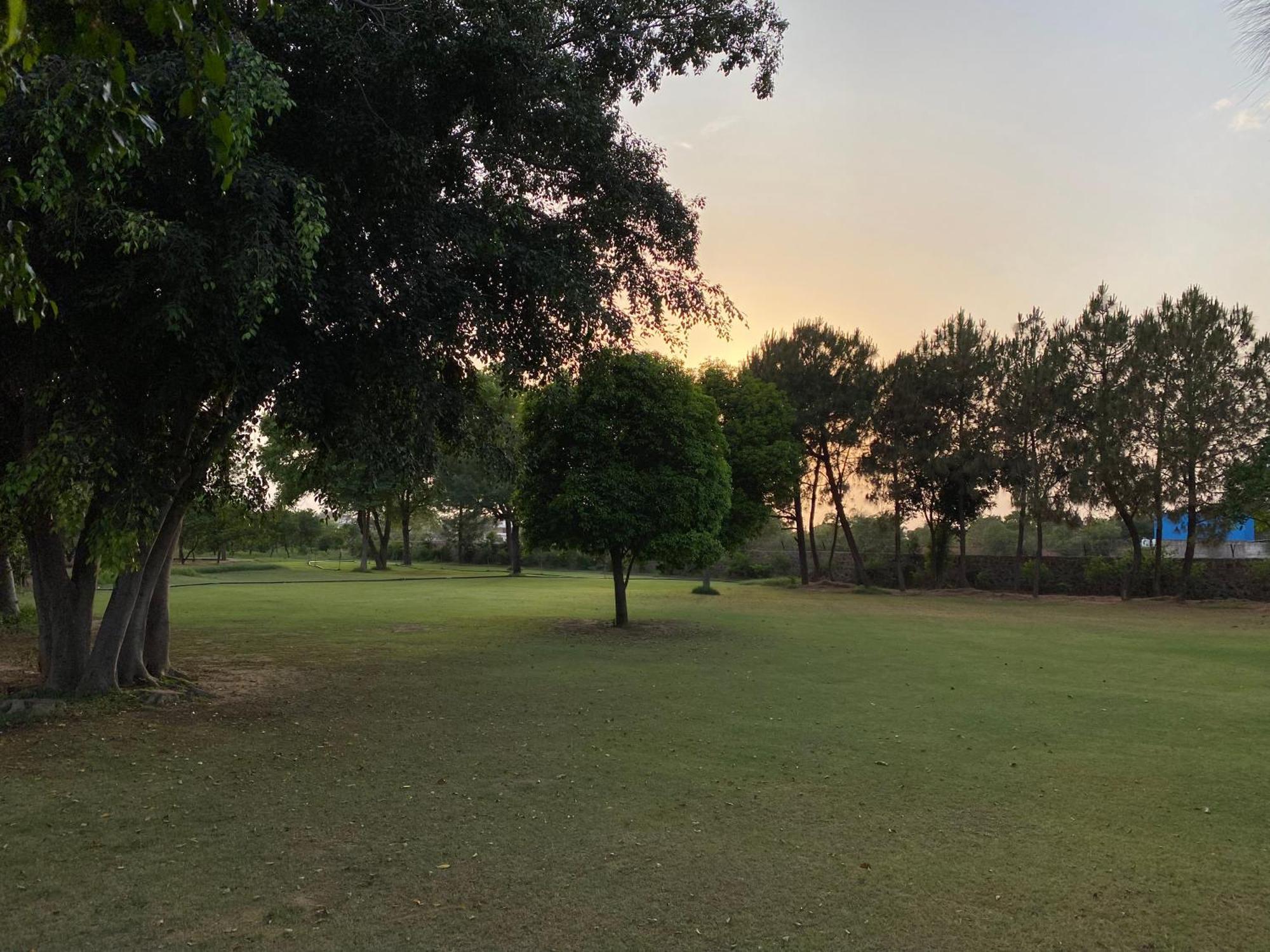 Orchard At Sarai Villa Gurgaon Buitenkant foto